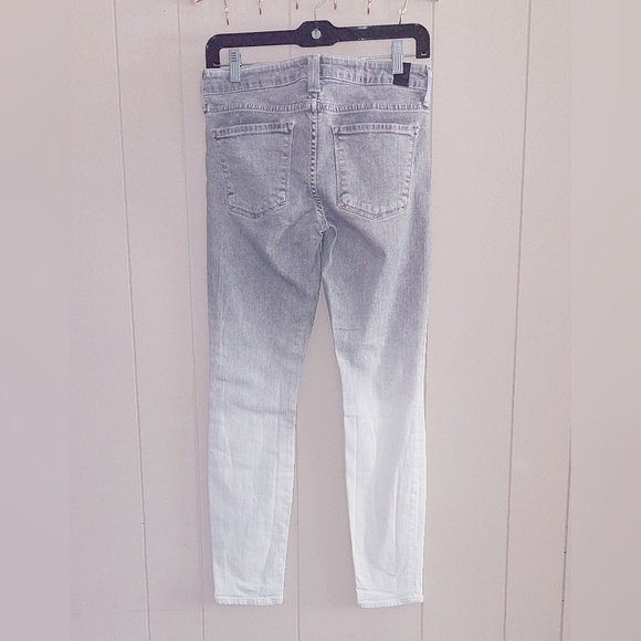 VINCE Ombre Gray and White Skinny Jeans Size 27 Pre-Loved Ladies Demin - Picture 3 of 10